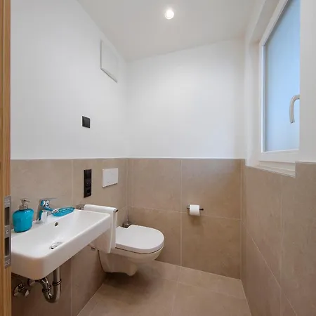 Appartement-Hotel Anthea Tirolo Exterior photo